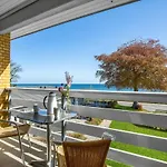 1 Bedroom In * アリンエ