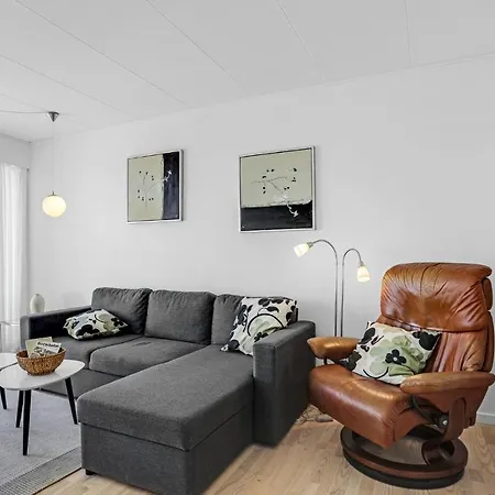 1 Bedroom In Apartment Allinge-Sandvig